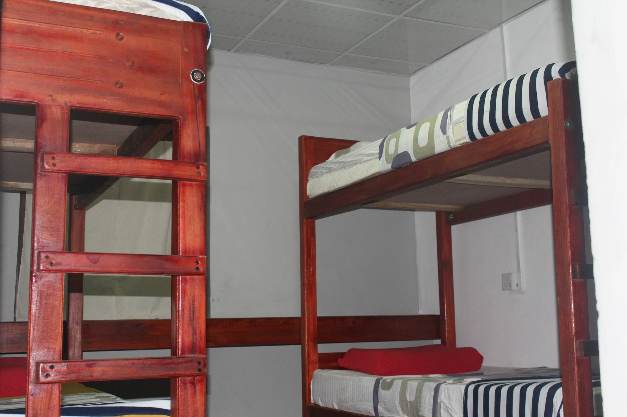 Hi Lanka Backpackers (Adults Only) Hostel Ella Exterior photo